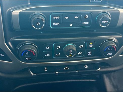 Used 2018 GMC Sierra 1500 SLE w/ SLE Value Package image 17