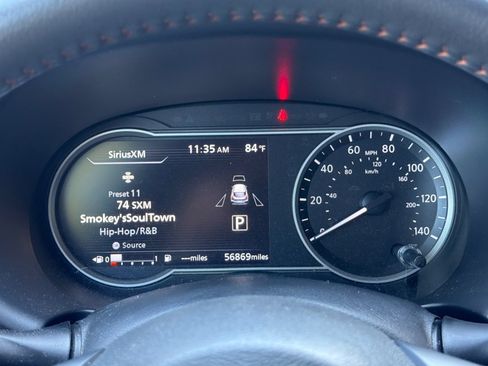 Used 2019 Nissan Kicks SR w/ SR Premium Package FWD image 23