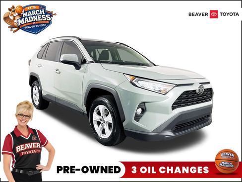 Used 2021 Toyota RAV4 XLE image 1