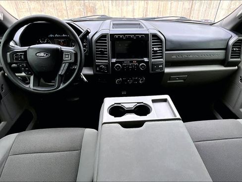 Used 2019 Ford F250 XL w/ STX Appearance Package AWD/4WD image 16