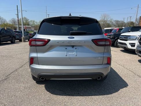 Certified 2023 Ford Escape ST-Line Elite w/ Premium Technology Package AWD/4WD image 5