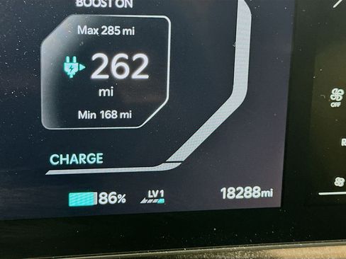 Used 2024 Kia EV9 GT-Line AWD/4WD image 18