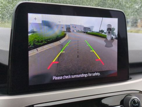 Used 2020 Ford Escape SEL image 28