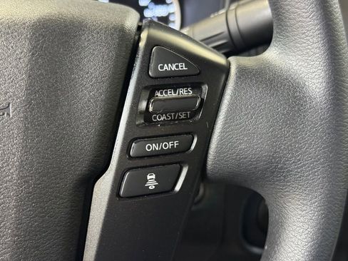 Used 2024 Nissan Frontier S w/ Technology Package image 31