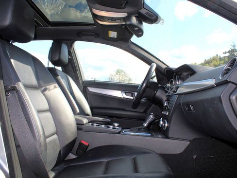 Used 2012 Mercedes-Benz C 300 4MATIC Sedan image 18