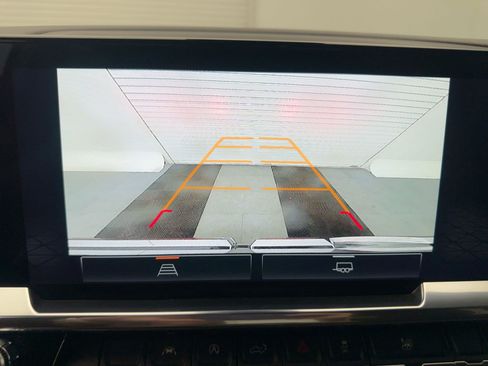 Certified 2025 GMC Sierra 1500 Elevation image 24