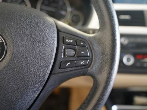 Used 2013 BMW 320i Sedan RWD image 15