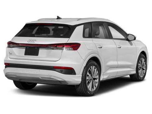Used 2023 Audi Q4 e-tron Premium Plus w/ Premium Plus RWD image 2