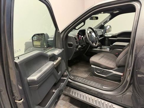 Used 2020 Ford F150 XLT w/ Equipment Group 302A Luxury AWD/4WD image 14
