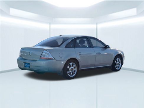 Used 2009 Mercury Sable Premier image 6