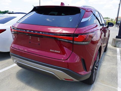 Used 2023 Lexus RX 350 Premium Plus w/ Cold Area Package FWD image 4