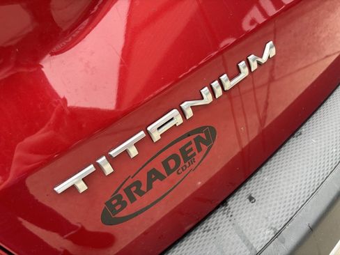 Used 2021 Ford Escape Titanium w/ Titanium Elite Package image 8