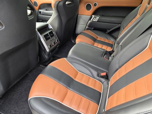 Used 2017 Land Rover Range Rover Sport SVR image 30