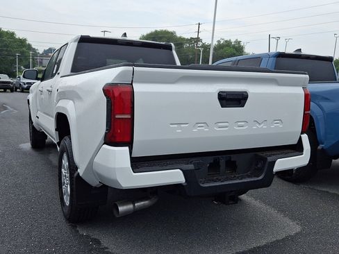 New 2026 Toyota Tacoma SR5 RWD image 4