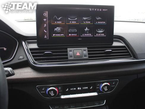 Used 2021 Audi Q5 Premium Plus w/ Premium Plus Package image 16