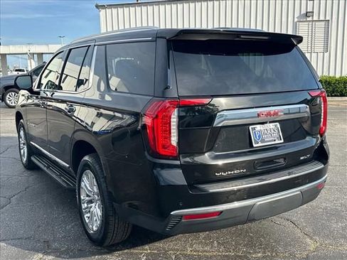 Certified 2023 GMC Yukon SLT w/ SLT Luxury Package image 8