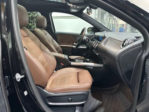 Used 2021 Mercedes-Benz GLA 250 4MATIC image 54