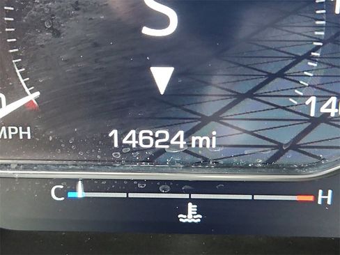 Used 2024 GMC Sierra 1500 Elevation w/ Preferred Package image 16