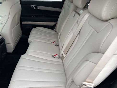 New 2026 Genesis GV80 2.5T Select image 13