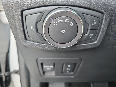 Used 2019 Ford Expedition Max Platinum image 28