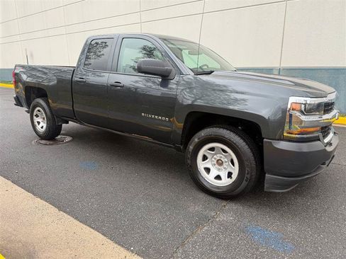 Used 2017 Chevrolet Silverado 1500 W/T w/ WT Convenience Package AWD/4WD image 15