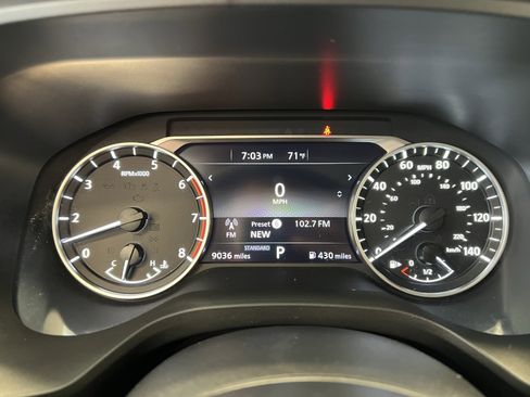 Used 2023 Nissan Rogue SV image 8