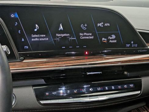 Certified 2024 Cadillac Escalade Premium Luxury w/ Performance Package AWD/4WD image 14