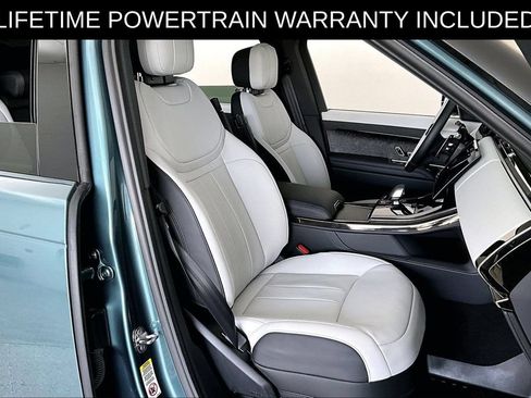Used 2025 Land Rover Range Rover Sport Dynamic SE AWD/4WD image 9