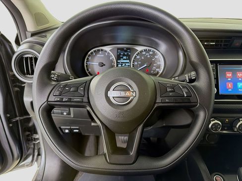 Used 2025 Nissan Kicks Play S FWD image 13