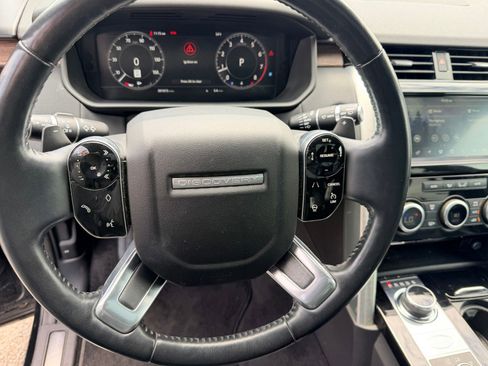 Used 2019 Land Rover Discovery HSE AWD/4WD image 14