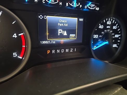 Used 2017 Ford F250 XLT w/ XLT Value Package image 8