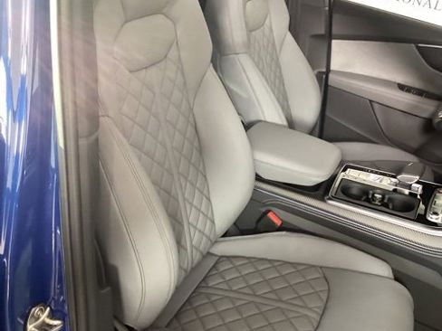 New 2026 Audi SQ7 Prestige image 21