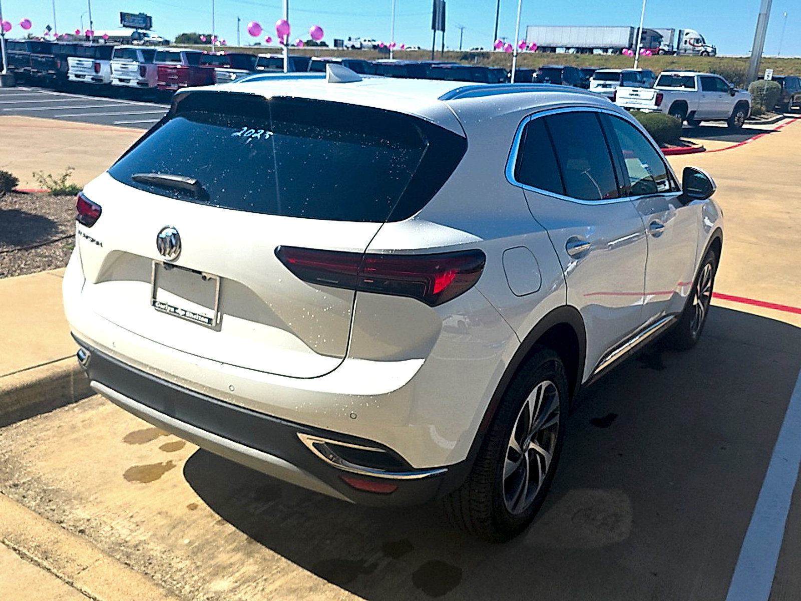Used 2023 Buick Envision Essence FWD image 8