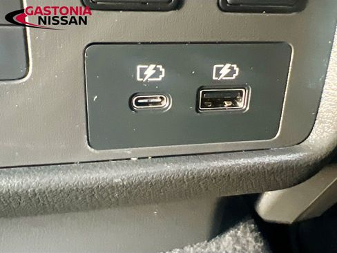 Used 2023 Nissan Rogue Platinum w/ Platinum Premium Package image 34