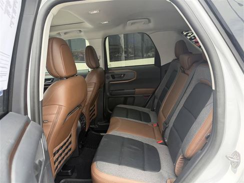 Used 2023 Ford Bronco Sport Outer Banks w/ Tech Package AWD/4WD image 14