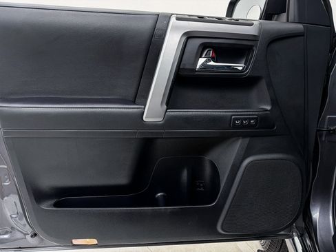 Used 2021 Toyota 4Runner Limited image 19