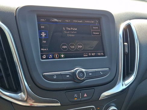 Used 2023 Chevrolet Equinox LT FWD image 3