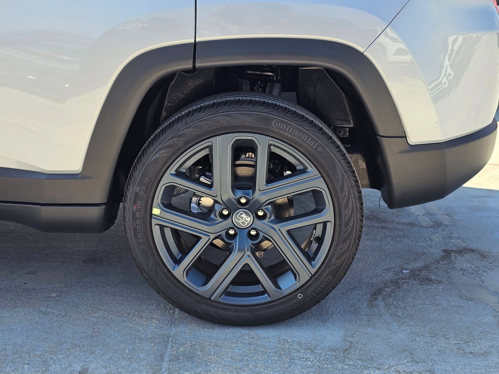 New 2026 Jeep Compass Latitude AWD/4WD image 11
