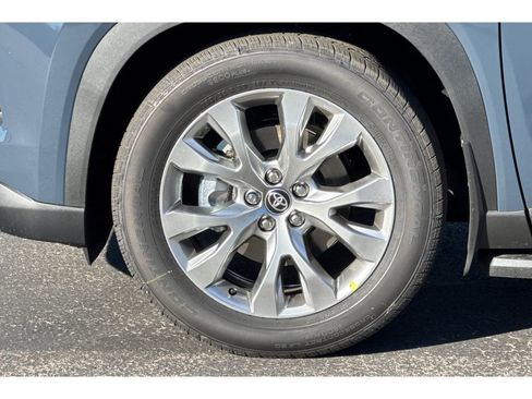 New 2026 Toyota Grand Highlander Limited AWD/4WD image 33
