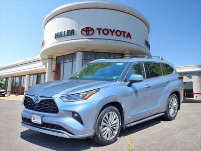 Certified 2021 Toyota Highlander Platinum