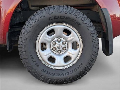 Used 2018 Nissan Frontier S image 21