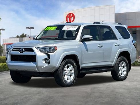 Certified 2021 Toyota 4Runner SR5 Premium AWD/4WD image 9