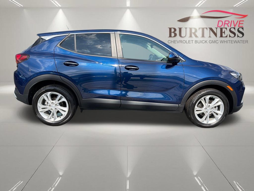 Used 2023 Buick Encore GX Preferred w/ Cold Weather Comfort Package FWD image 9