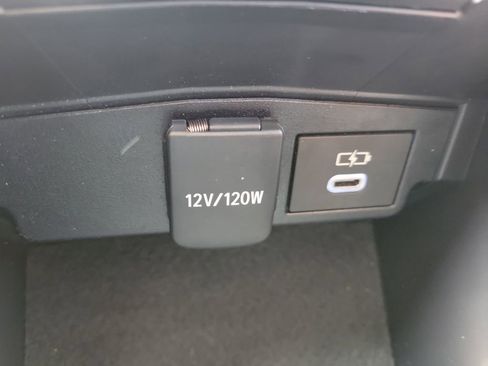 Used 2023 Toyota Corolla LE image 24