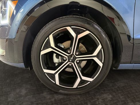 Used 2025 Kia Niro EX Touring FWD image 21