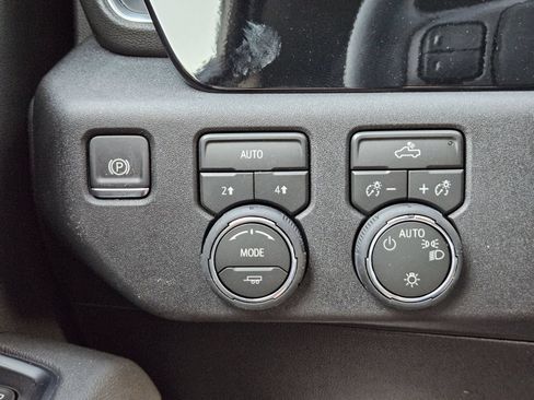 New 2026 Chevrolet Silverado 1500 LT w/ Texas Edition Plus AWD/4WD image 22