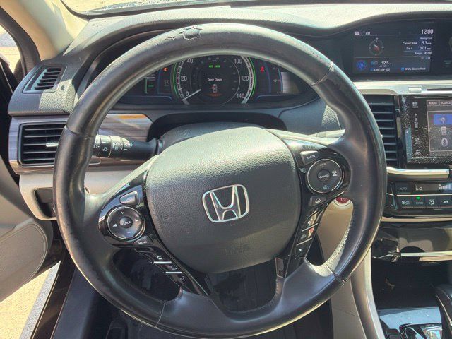 Used 2017 Honda Accord EX-L image 13