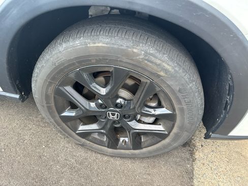 Used 2024 Honda HR-V Sport image 2