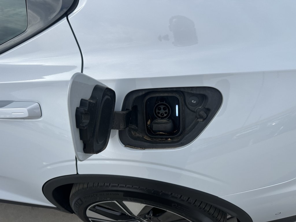 Used 2024 Polestar Polestar 2 w/ Pilot Pack RWD image 36