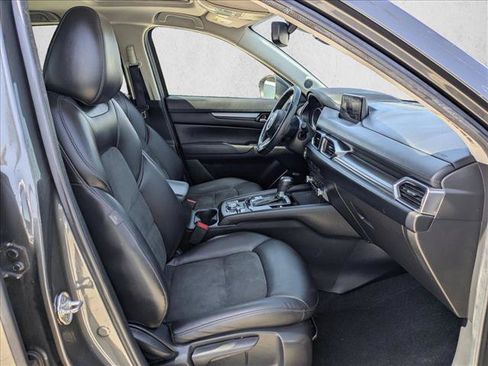 Used 2020 MAZDA CX-5 Touring FWD image 19